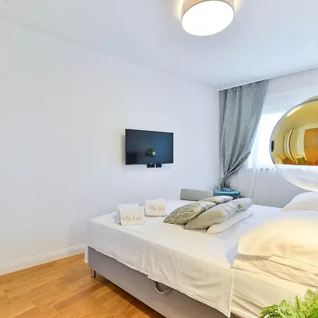 Lux Croatia With Heated Pool Willa *