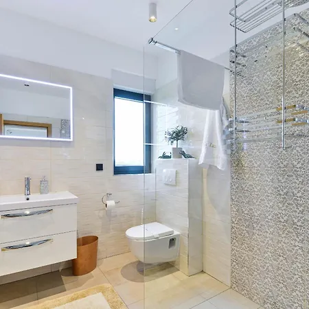 Vila Lux Croatia With Heated Pool