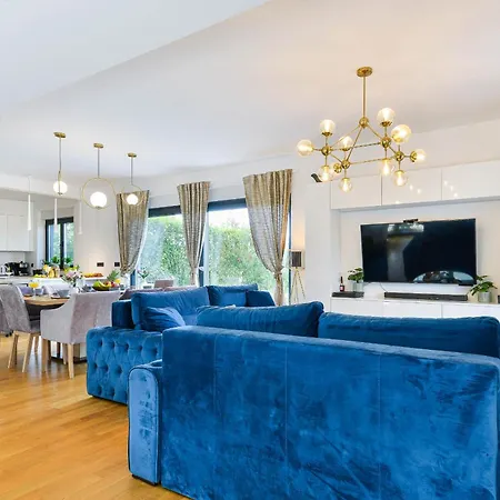Lux Croatia With Heated Pool Donji Zemunik